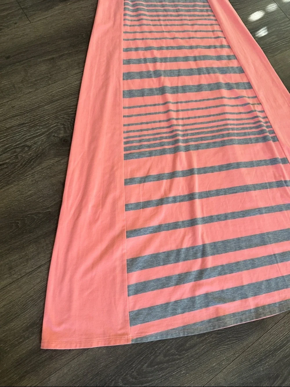 GUESS Coral & Gray Striped Maxi Dress XS Spaghetti Strap Casual Summer - Picture 2 of 9